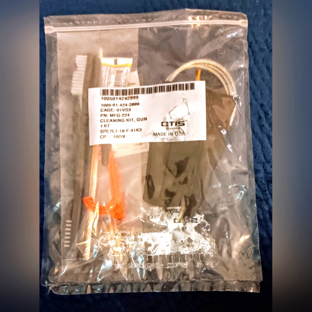 Otis Cleaning Kit, Gun  Military Version NSN 1005-01-424-2999